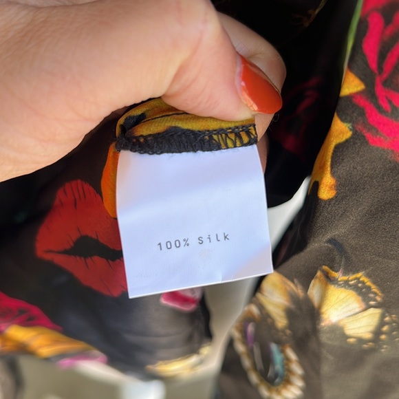 COPY - L’AGENCE Dani Silk Blouse NWOT - Picture 8 of 9